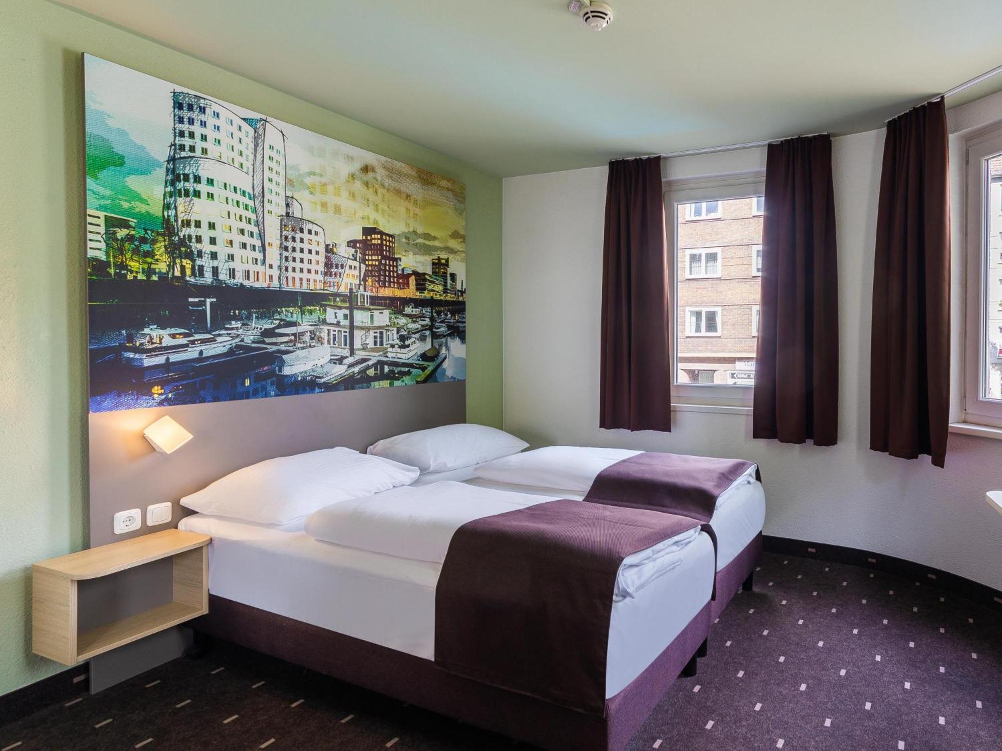 B&B Hotel Duesseldorf City-Sued Экстерьер фото